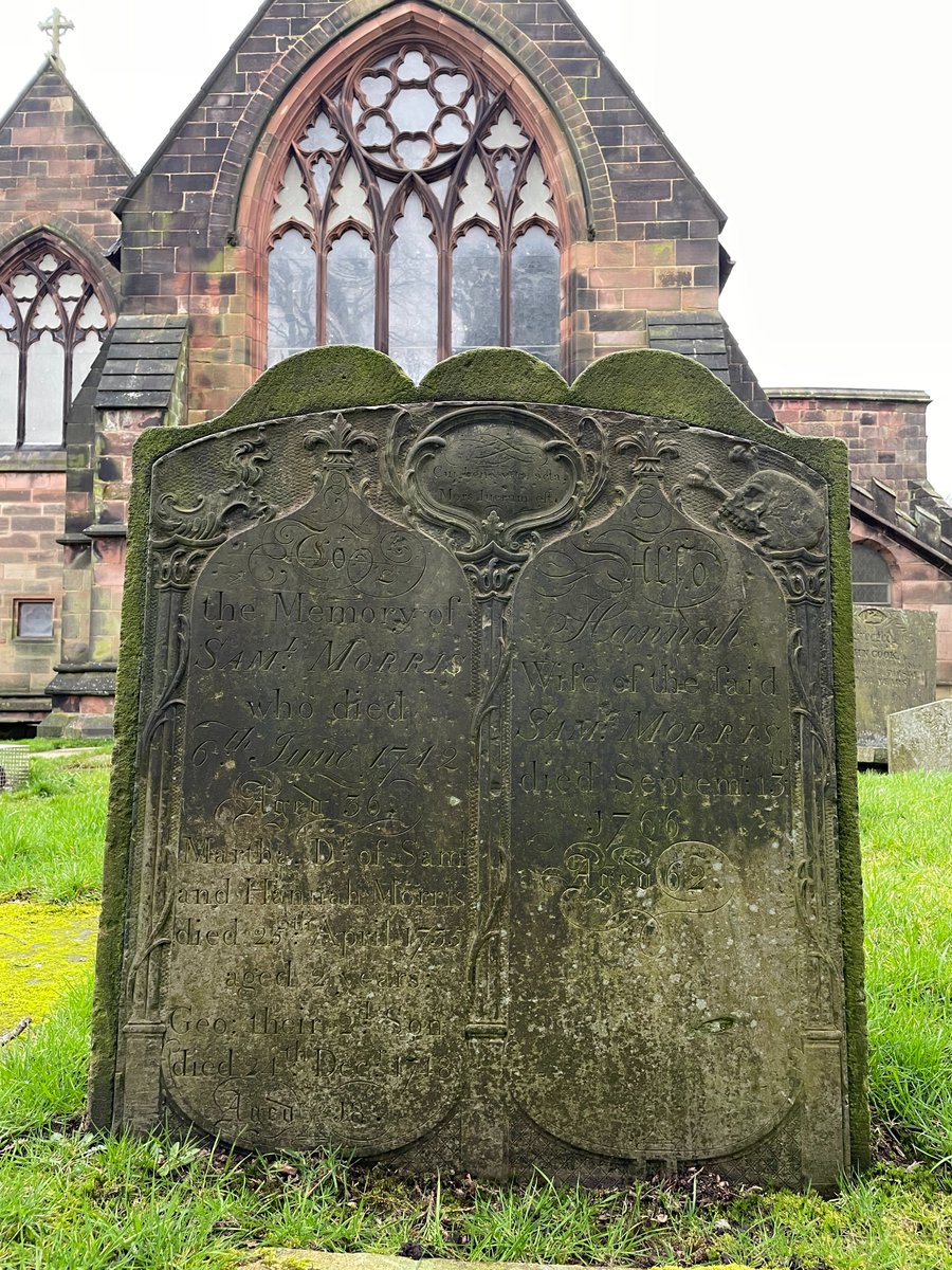 #MementoMoriMonday
St Edward the Confessor Church, #Leek #Staffordshire #England 💀🏴󠁧󠁢󠁥󠁮󠁧󠁿