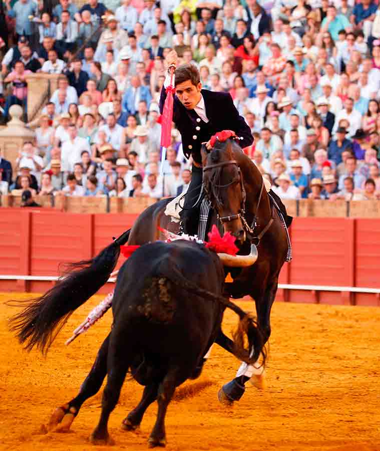 CRÓNICA (7ª Feria Abril).- Diego Ventura, un gran torero a caballo / Por @ManoloVieraN (sevillataurina.com/2024/04/14/die…) @sevillataurina @Toromedia12 @utaa_sevilla @isanchezmejias @luisdepauloba @ftorodelidia @JuntaSevilla @OneToroTV @SergioGalan_80