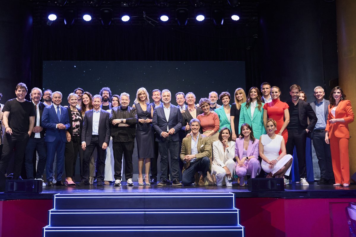 Atresmediapubli's tweet image. Atresmedia ha presentado en el #Upfront2024 #TheBrightSide su oferta audiovisual premium: la que ofrece a las marcas la mayor #confianza y #eficacia atresmediapublicidad.com/nosotros/en-lo…