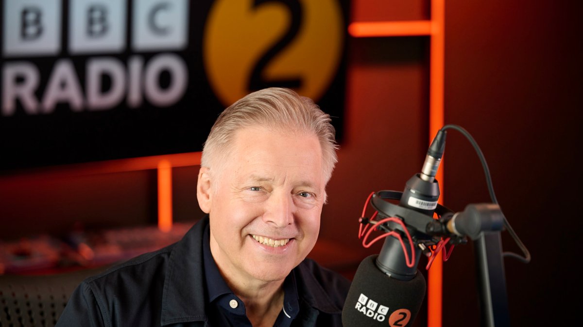 🎧 Mark Goodier is the new host of Pick of the Pops on @BBCRadio2 Read more ➡️ bbc.in/4aUTuCx