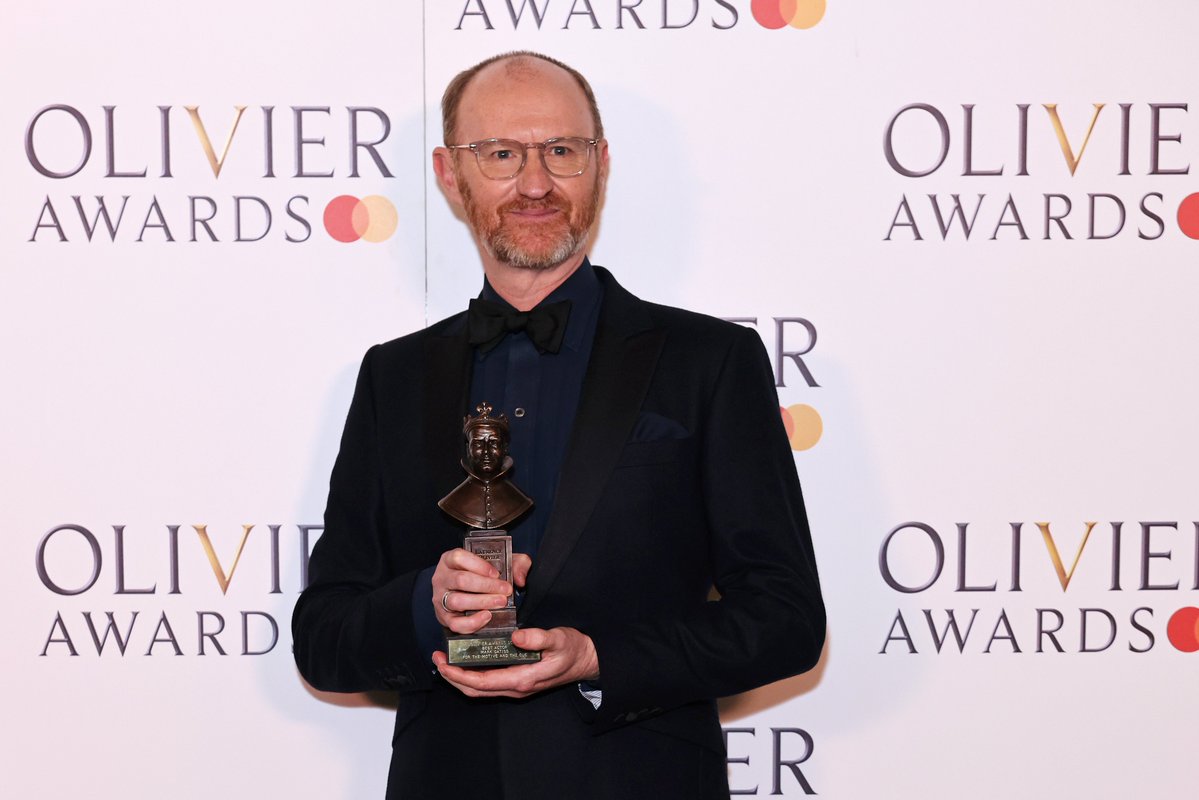 Incredibly proud to see @Markgatiss recognised for his work in @MotiveandTheCue at yesterday's #OlivierAwards2024. The campaign to get his surname pronounced correctly (it's Gaytiss - just think gay) goes on...