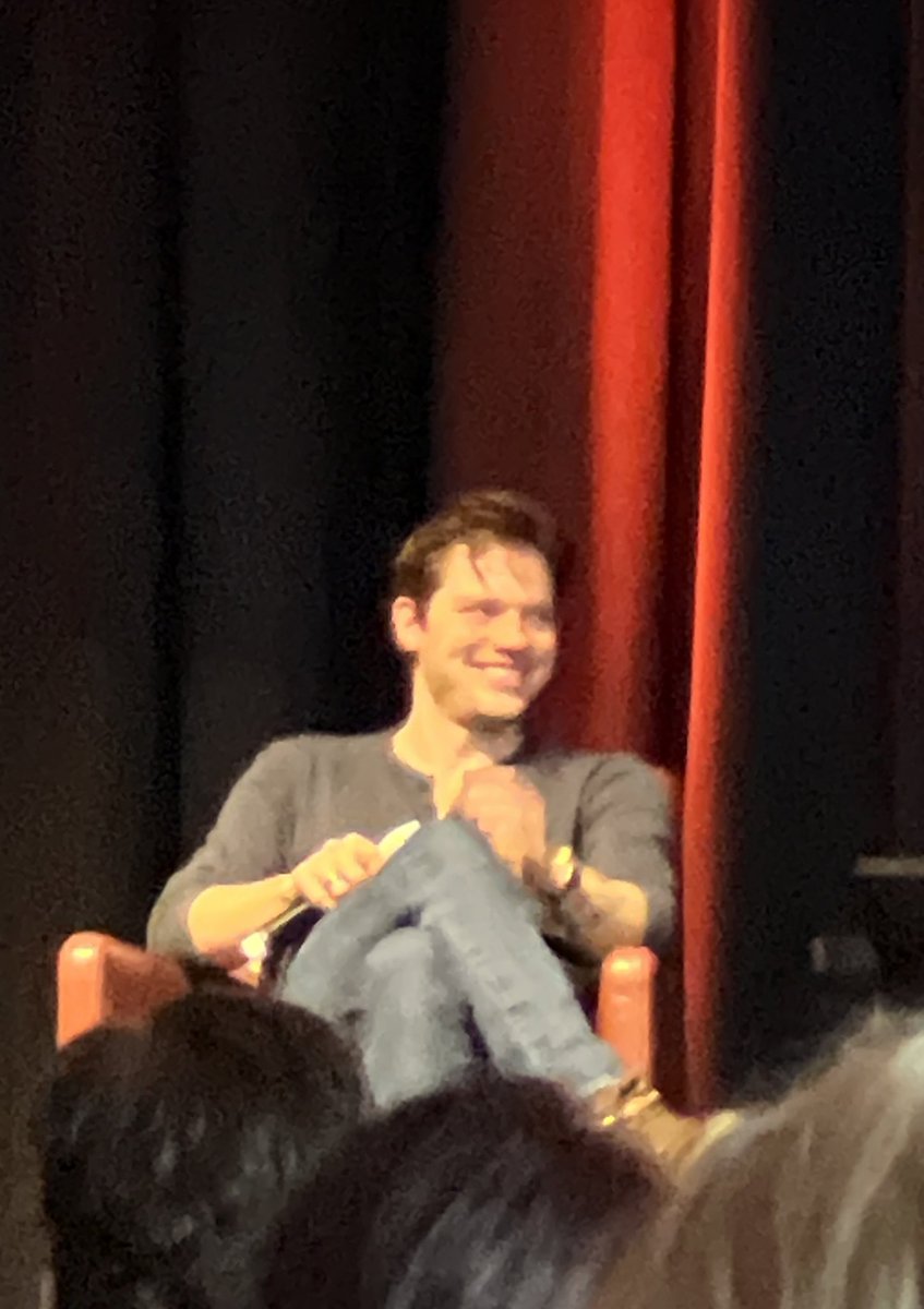 note to myself for the next con ‘bring a digital camera’ bc my phone really left me hanging on saturday 
(my camera quality is usually really good but it wouldn’t focus for the life of me during the best panel) #MH3 #Shadowhunters #domsherwood