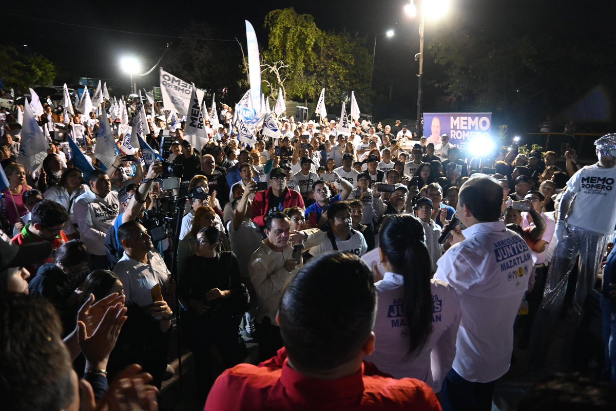 MemoRomeromzt's tweet photo. ¡Llegó la hora! 

Estábamos esperando este gran momento para salir a las calles y sumar a más mazatlecos a este movimiento en el que queremos construir un mejor municipio, el mejor municipio de Sinaloa y de México.  

Estamos listos para dar lo mejor de nosotros. https://t.co/xoELR6wMoV