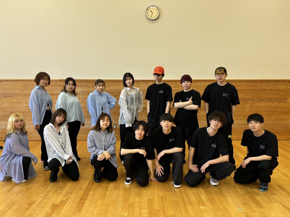 babakin007's tweet photo. ウェルカムパーティーに来てくださった新入生の皆様、ありがとうございました！

4/17の水曜日に19時から体育館2階で体験会を行います！興味のある方はぜひ来てください！

持ち物
・体育館シューズ
・動きやすい格好

＊活動自体は18時から行なっているため18時から来ていただいても大丈夫です。 https://t.co/JHWRPh6HFO