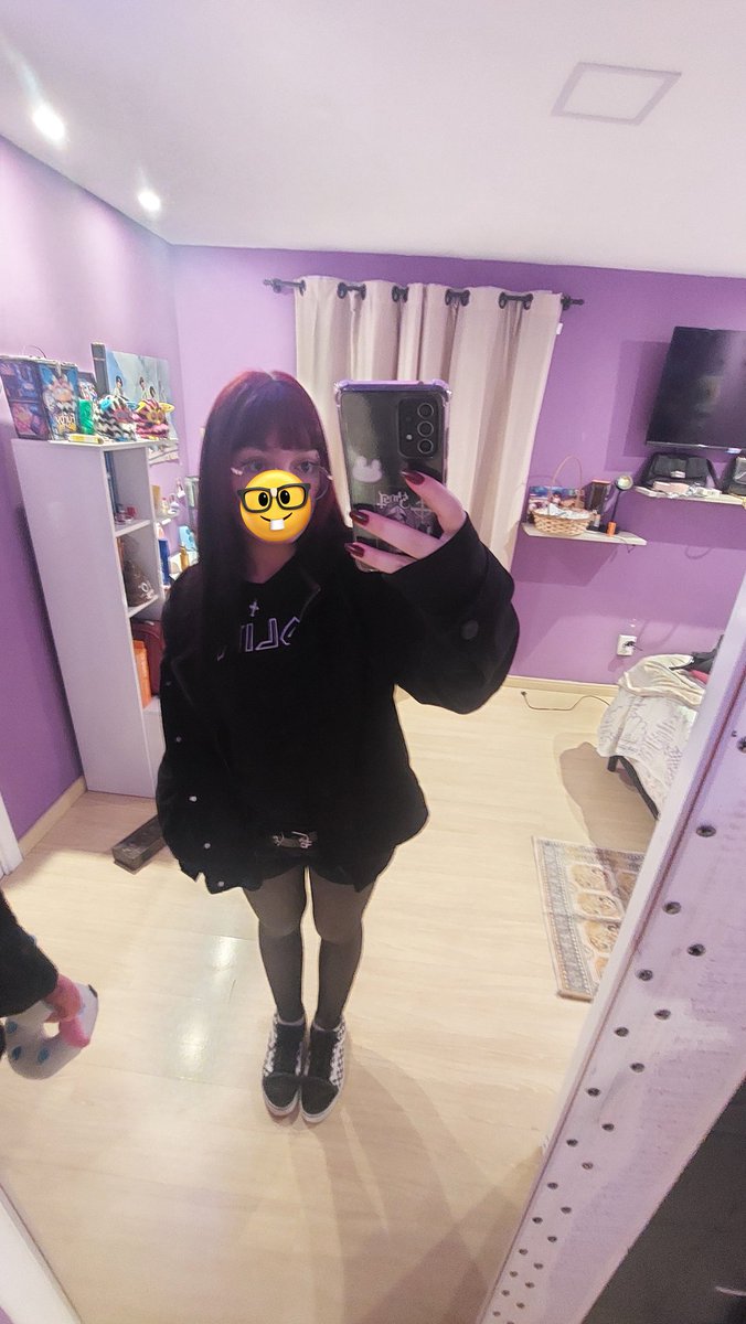 fanyfoda's tweet photo. #partiuestudar
escola lixoo quero jogar roblox 🖕🖕🖕🖕 https://t.co/5U83DyxMX4