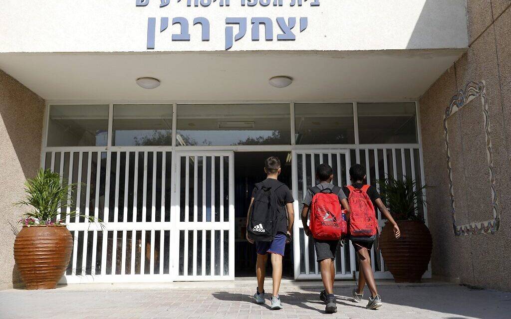 🟥 [#Israel] Israel to reopen schools after Iran attack More details here 👉 olj.me/1410325