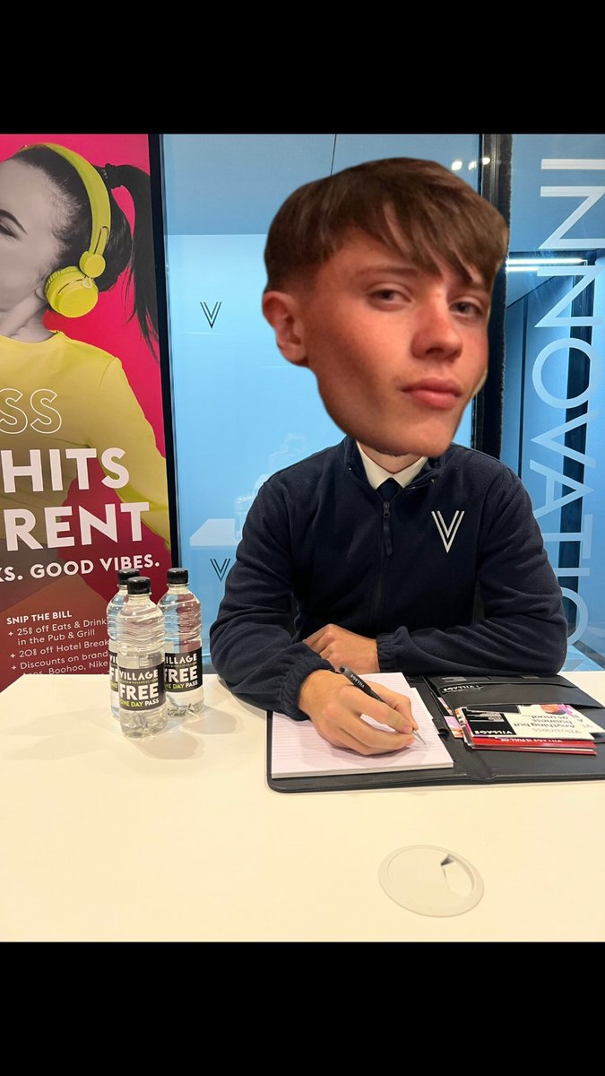 Tonight we take on ‘it’s all gone Shane long’ in the dreading 21:30 kick off! 

Club Loanee Scotty Stewart makes his start this evening, big thanks to premier division leaders The Six Offenders for allowing us to loan Scotty 👏🏻