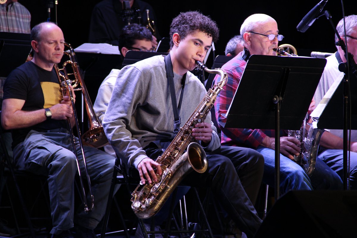 Donostiako Musika eta Dantza Eskola tweet media