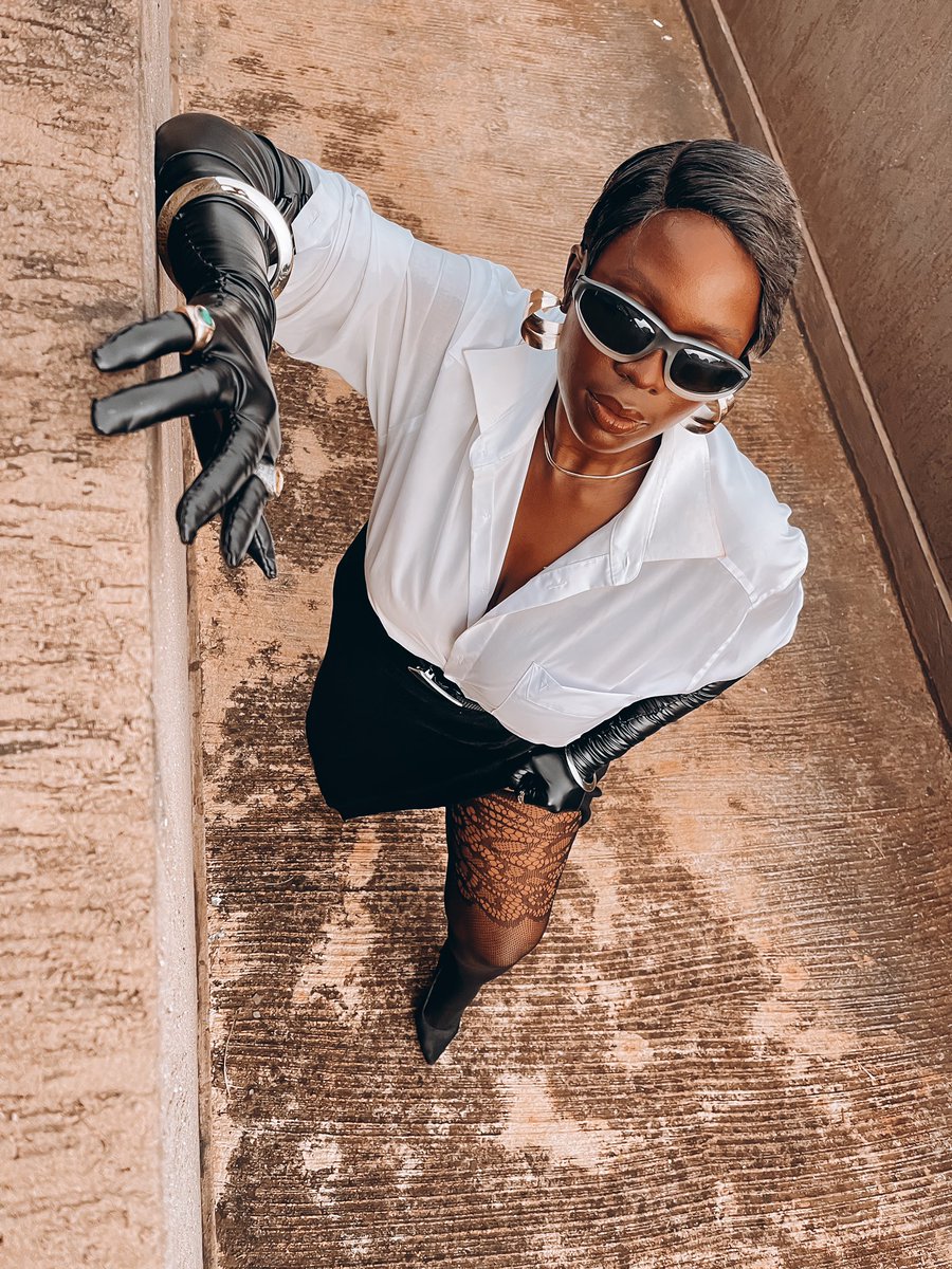 Served with a piece of Thigh