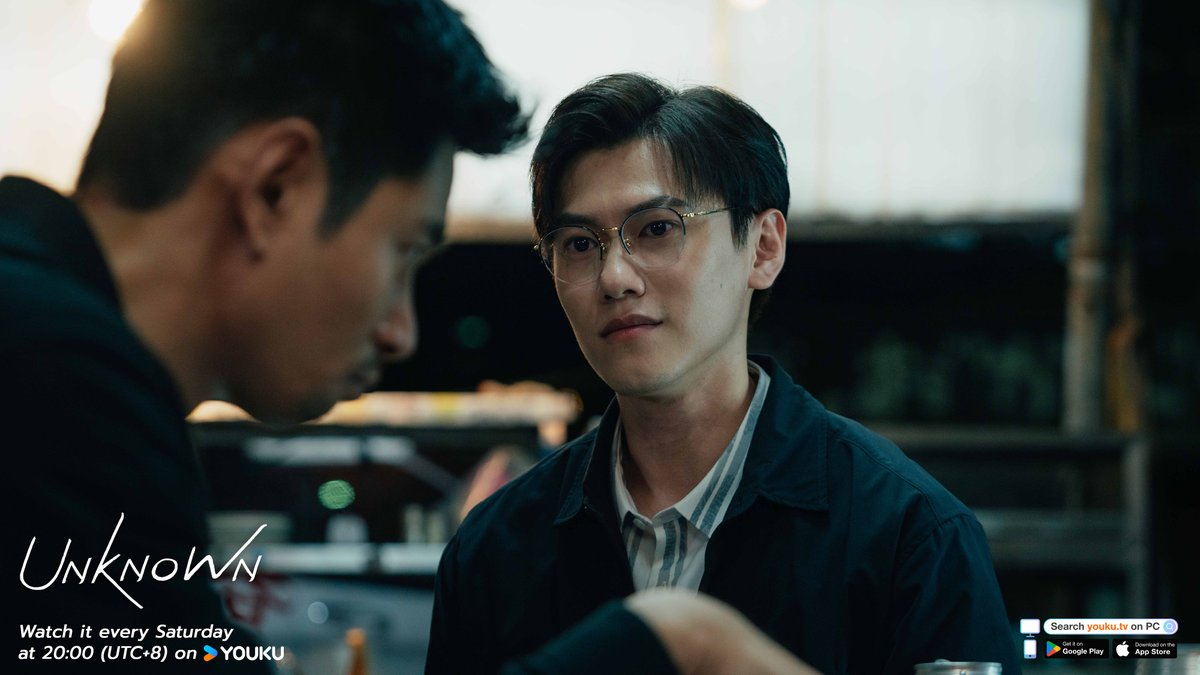 YoukuOfficial's tweet photo. #UnknownEP9 No words are needed to express it, their love for each other is in their eyes💕😭 #UnknownTheSeries  #ChrisChiu #Xuan

#YOUKU #优酷 https://t.co/7BJkiT2xhs