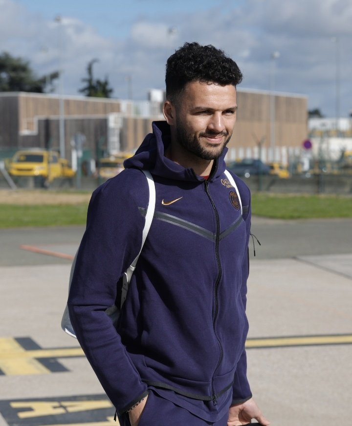 sghb38's tweet photo. Direction Barcelone pour nos parisiens ! ❤💙 https://t.co/r6ZIJ4qIEs