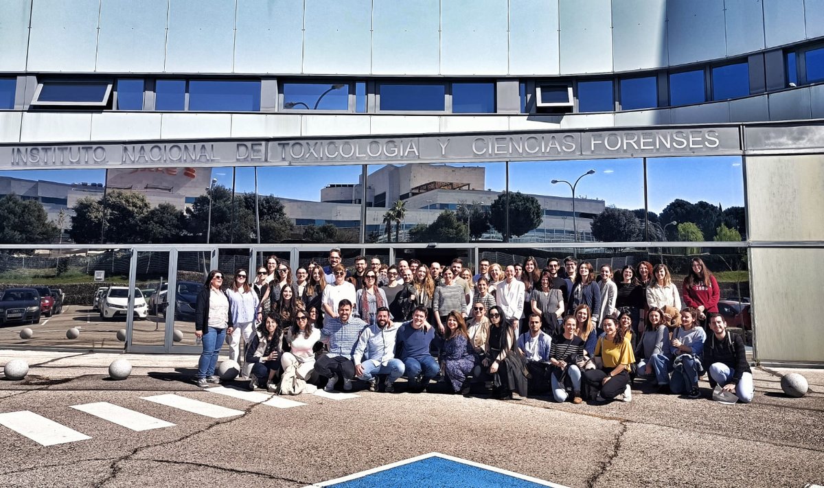 CEJ | Centro de Estudios Jurídicos (@cejmjusticia) on Twitter photo 📌La 3⃣1⃣ª Promoción de #MédicosForenses ha visitado la sede de <a href="/INTCFjusticia/">Instituto Nac. de Toxicología y Ciencias Forenses</a>.
🎯Objetivos:
▪️Conocer la actividad y los laboratorios de los distintos Servicios del #INTCF. 
▪️Mostrar las instalaciones, instrumental y organización de la actividad pericial en la práctica. 📌La 3⃣1⃣ª Promoción de #MédicosForenses ha visitado la sede de <a href="/INTCFjusticia/">Instituto Nac. de Toxicología y Ciencias Forenses</a>.
🎯Objetivos:
▪️Conocer la actividad y los laboratorios de los distintos Servicios del #INTCF. 
▪️Mostrar las instalaciones, instrumental y organización de la actividad pericial en la práctica.