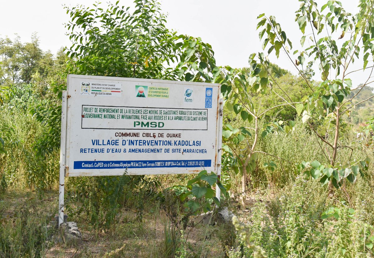 La rareté de l’eau constitue un frein pour l’essor de l’agriculture en raison des #changementsclimatiques.

Avec notre appui, 132 d’agriculteurs/trices à Kadolassi, commune de Ouaké 🇧🇯 renforcent leurs moyens de subsistance en faisant de l’agriculture de contre saison

#PMSD #GEF