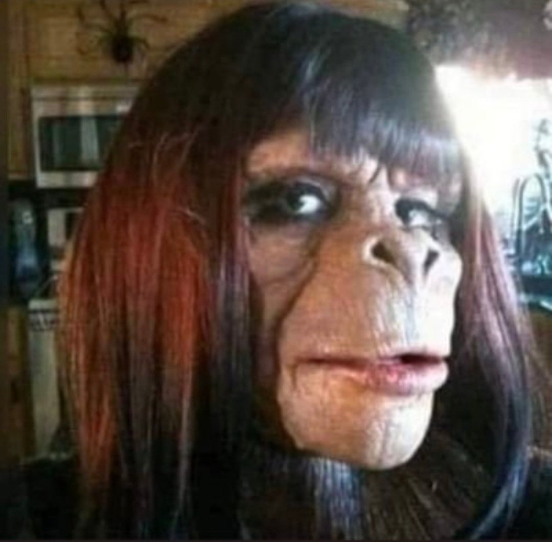 reubenlekoetje's tweet image. I present to you Thuli Madonsela trying to tell us who to vote for.
We are voting MK party and that is not negotiable