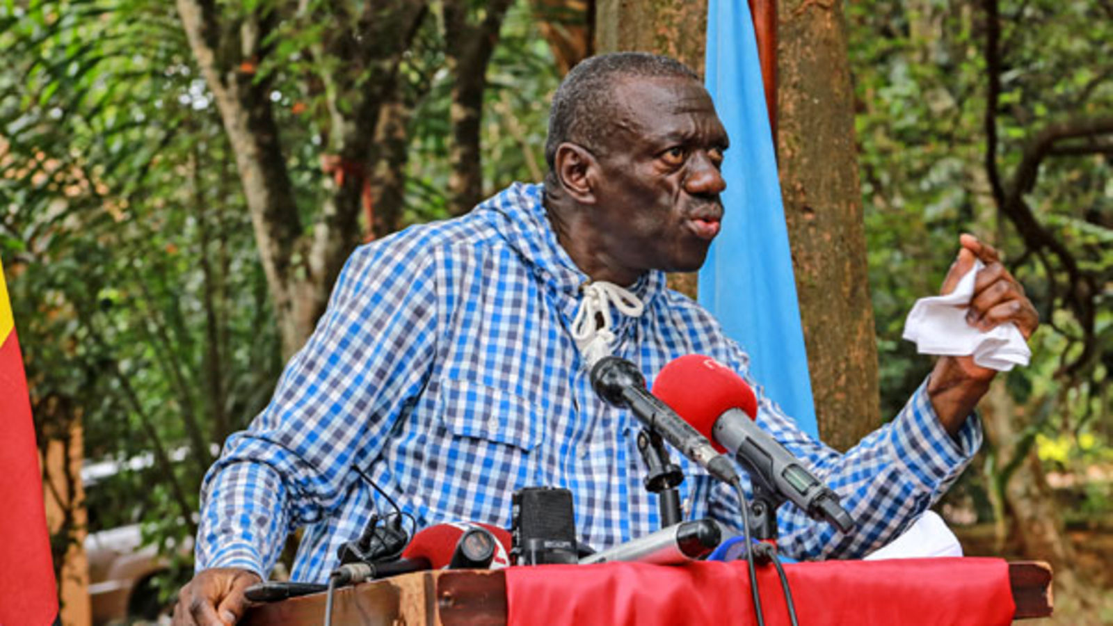 Kizza Besigye efris