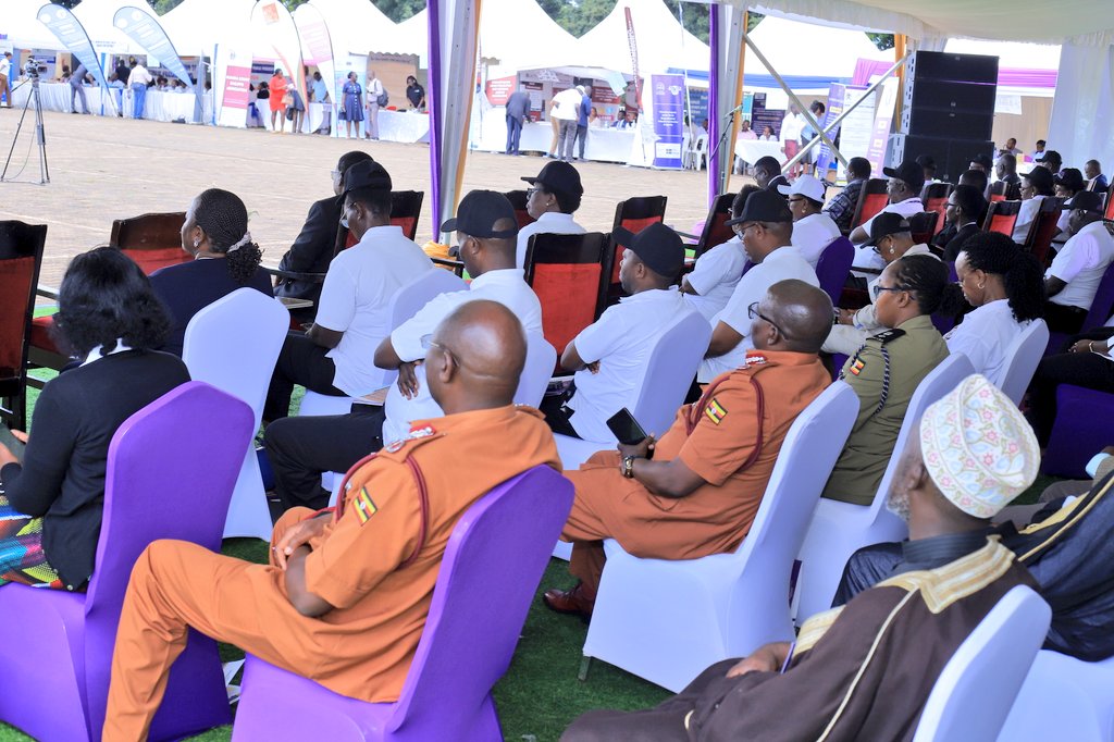 //HAPPENING NOW// @JudiciaryUG's first-ever National Open Court day at Kololo Independence Grounds With notable attendees like @ac_owinydollo @MoJCA_UG @norbertmao @UNODC_EA @LesaNyambe, it promising as an event for promoting transparency & accessibility in the judicial process