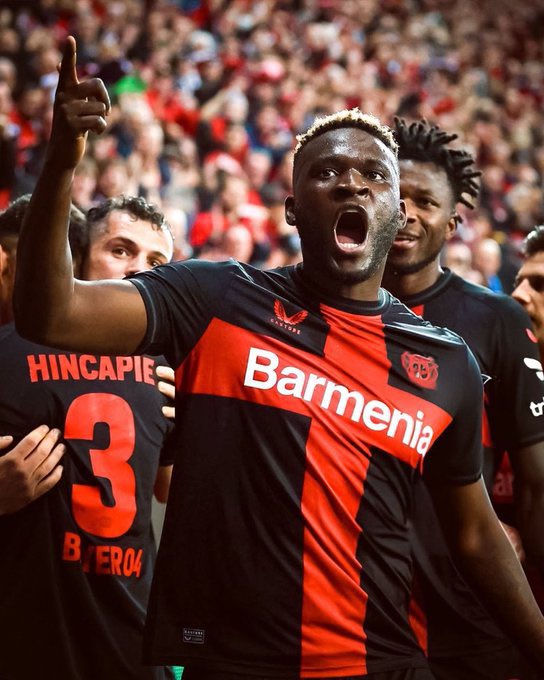 May 2023: 𝗩𝗶𝗰𝘁𝗼𝗿 Osimhen guides Napoli to first Serie A title in 33 years! April 2024: 𝗩𝗶𝗰𝘁𝗼𝗿 Boniface inspires Bayer Leverkusen to first ever Bundesliga title! Scored 18 goals this season. There’s a team or two in England that could use a Nigerian 🇳🇬 𝗩𝗶𝗰𝘁𝗼𝗿.