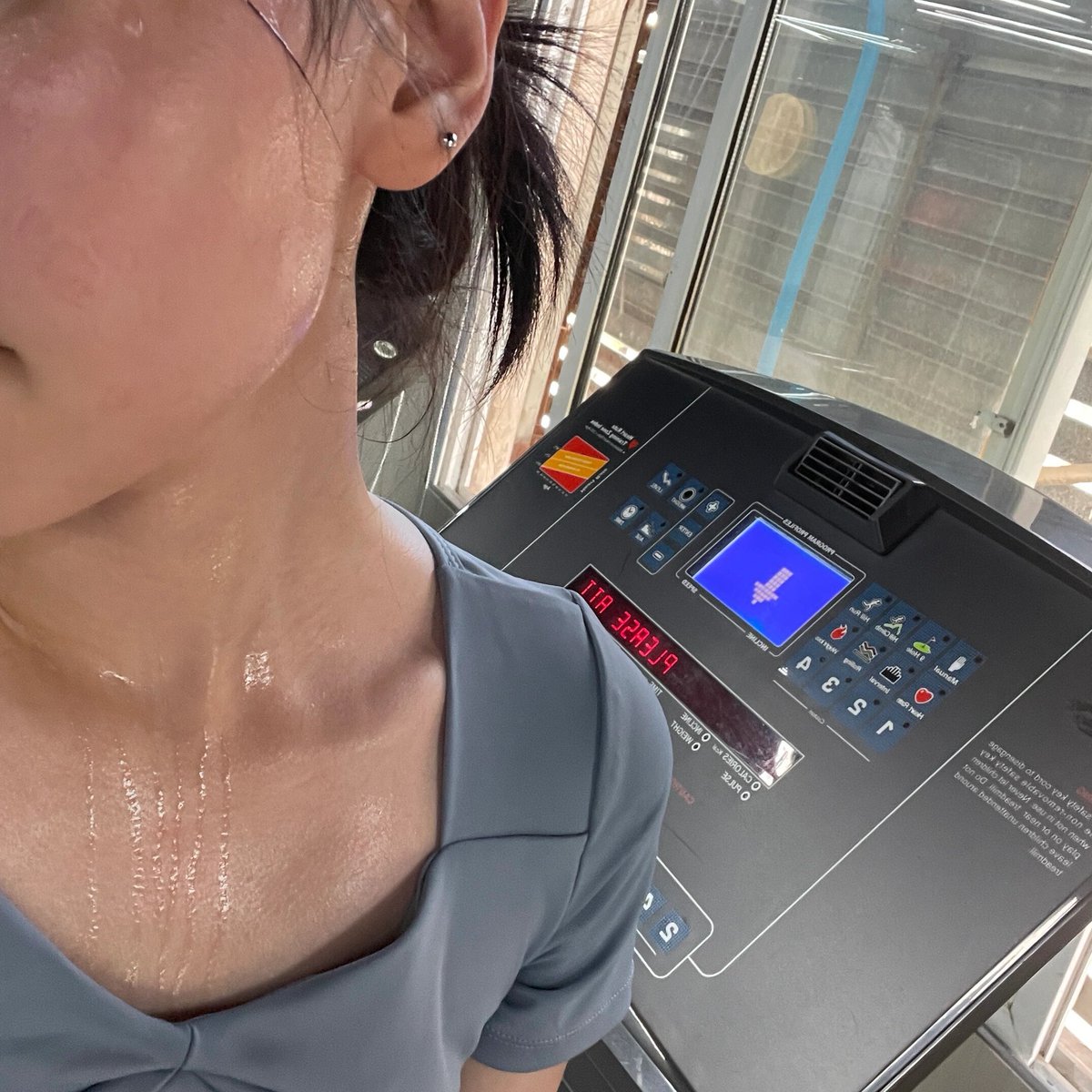 热爱生活有很多种方式，但最直接的只有一种，让自己尽情的大汗淋漓一场