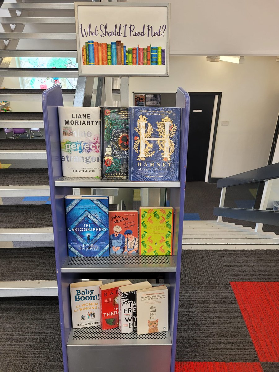 Another showery April Monday. Perfect timing to get a good book to read! Why not pop to your local library and find your next good read? A warm, friendly welcome awaits! #eastleedscommunity #library #books #aprilshowers #goodreads @leedslibraries