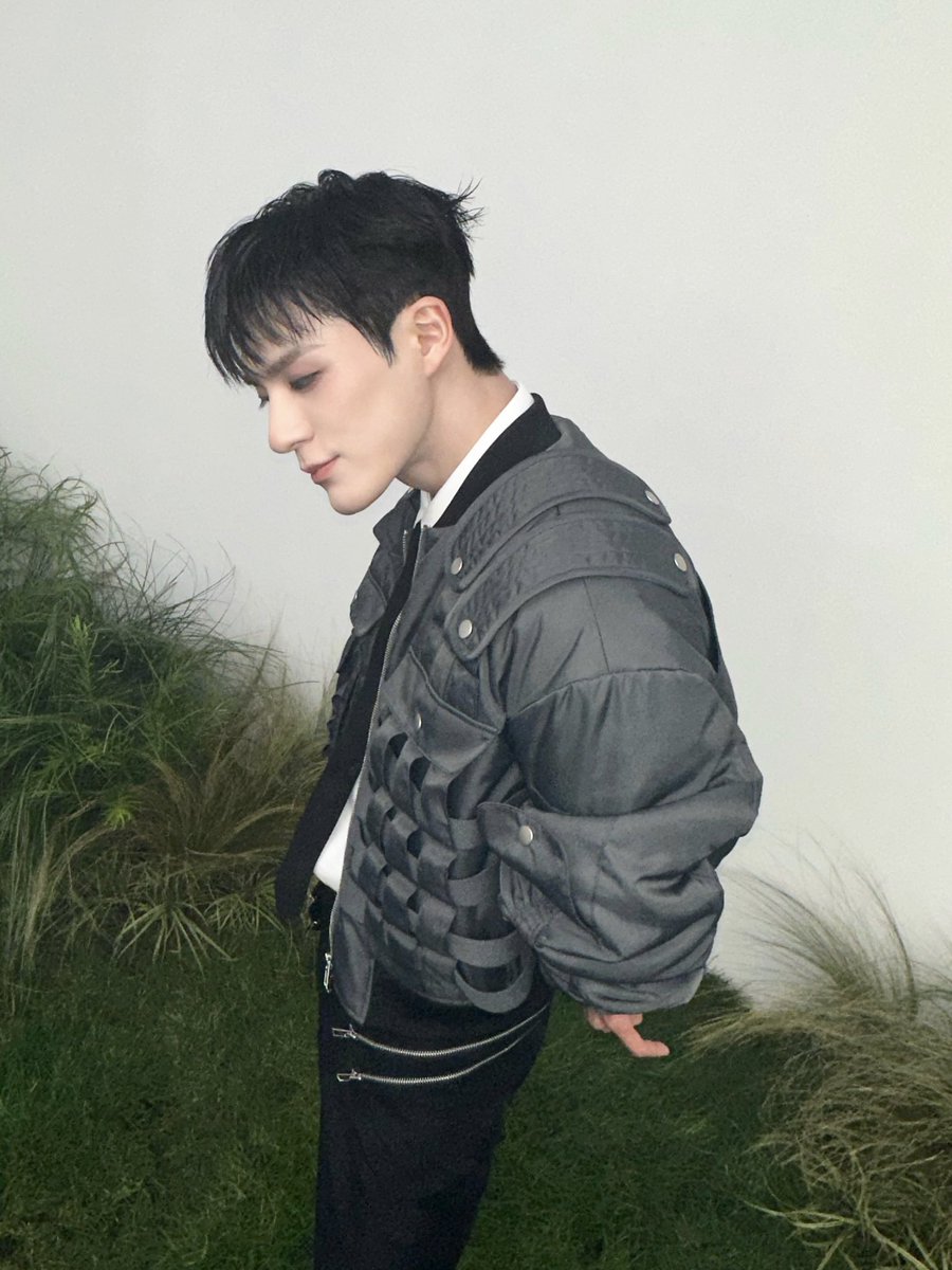 NCTsmtown_DREAM's tweet photo. (ღ˘⌣˘ღ)

#JENO
#NCTDREAM #Smoothie
#NCTDREAM_Smoothie 
#MV #Behind https://t.co/WtRB257eai