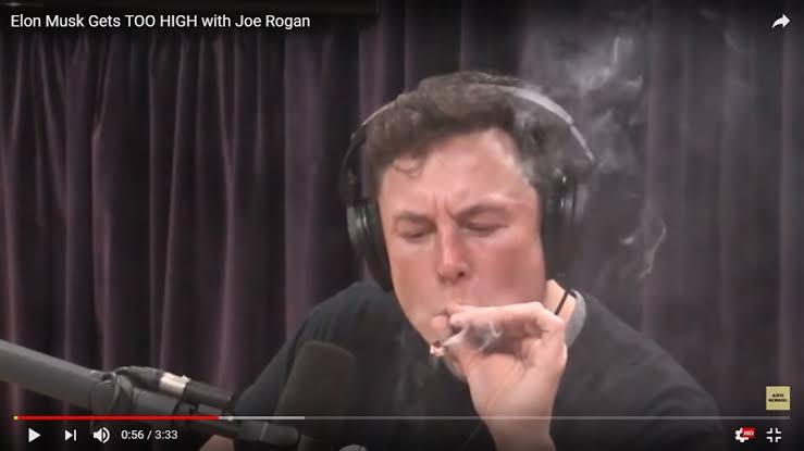 NiceMoreira8's tweet photo. Agora que vocês estão amando esse vagabundo  já podemos liberar a maconha? Alo @STF_oficial  bora aproveitar a  hipocrisia https://t.co/yO8JfOom8x