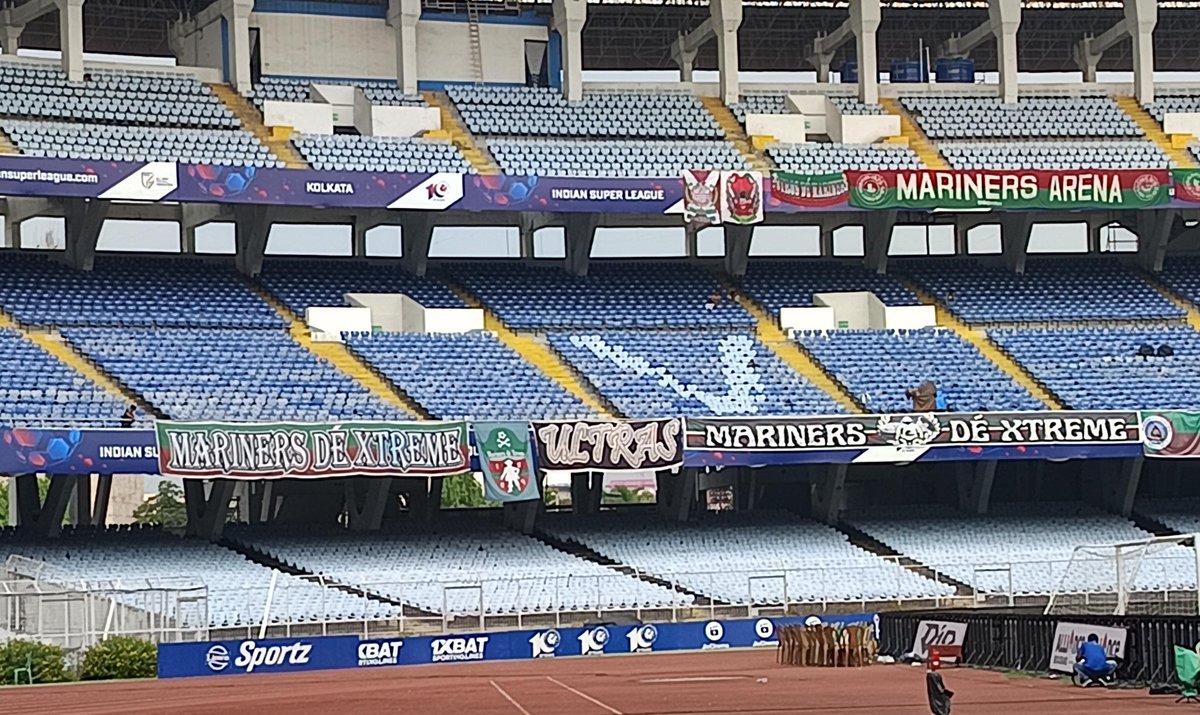 The stage is ready for the big occasion 😍

Join with us at C2 ( 1911 ) stand  💚🇮🇳❤️
Win or nothing 💪

#JoyMohunBagan 👑
#GreenMaroonloyalUltras 😈
#Mariners #MohunBagan #Mdx 💥
#UltrasMohunBagan #Ultras 🤙🏻
#MbAc1889 🤗
🟢🇮🇳🔴