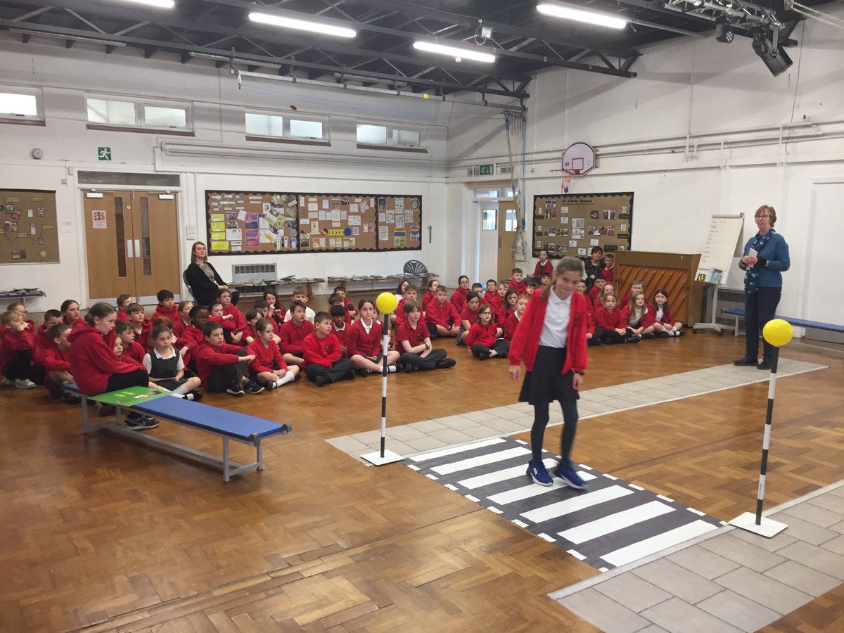 Burleywoodheadp's tweet photo. Y4 and Y5 #safeme learning about road safety with the team from @bradfordcouncil 👍 https://t.co/hOWTnEQsdi