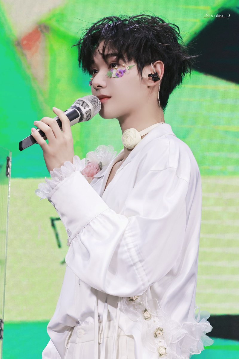 MOONRIVER・高卿尘 tweet media