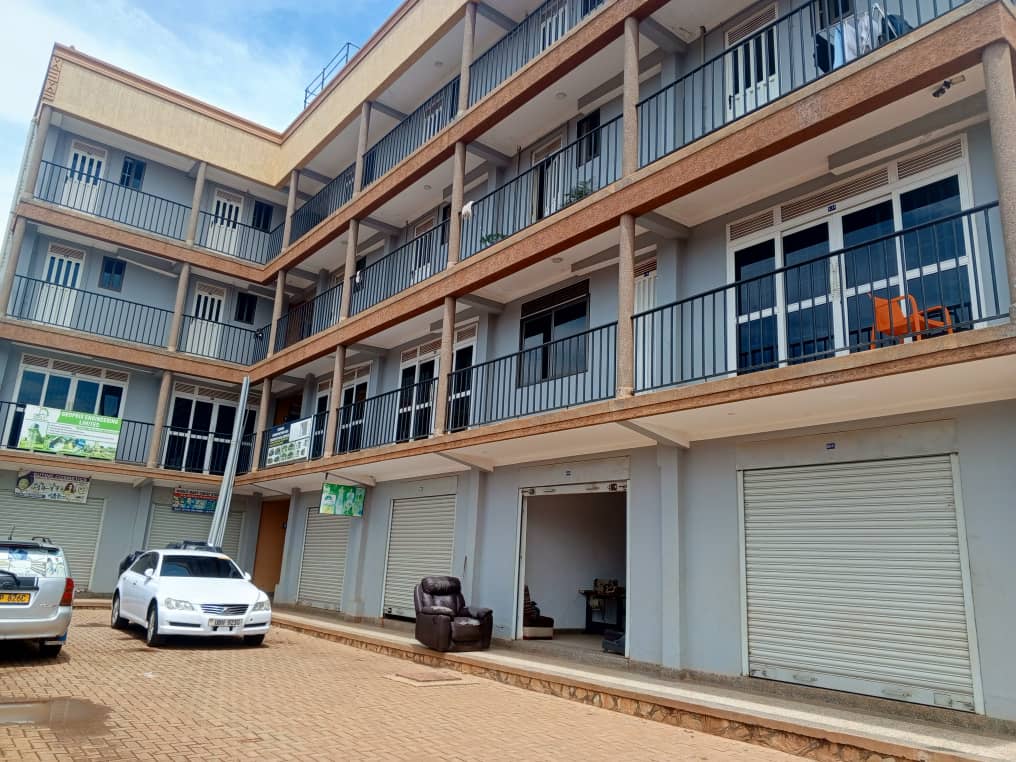 Habinezaservice's tweet photo. 🏠 For Rent in Misindye! 🏠
Studio room located along Misindye tarmac road, Self contained and well fitted kitchenette at only 300K.
For viewing, contact 0757 862320 / 0703091044

#ForRent #Misindye #AffordableHousing https://t.co/sVHm0zmclB