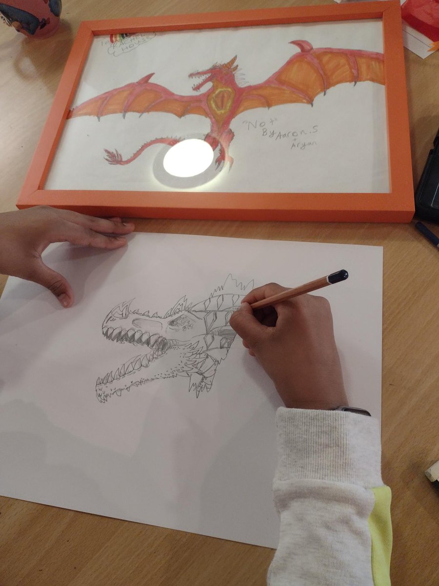 Aaron is a sibling supported by our Rachel House team. He loves drawing dragons and has been practicing so much that he wanted to update a picture that he drew last year. Look at the detail he has now added in! Thanks to our Activities Team for sharing Aaron’s wonderful work. 💛