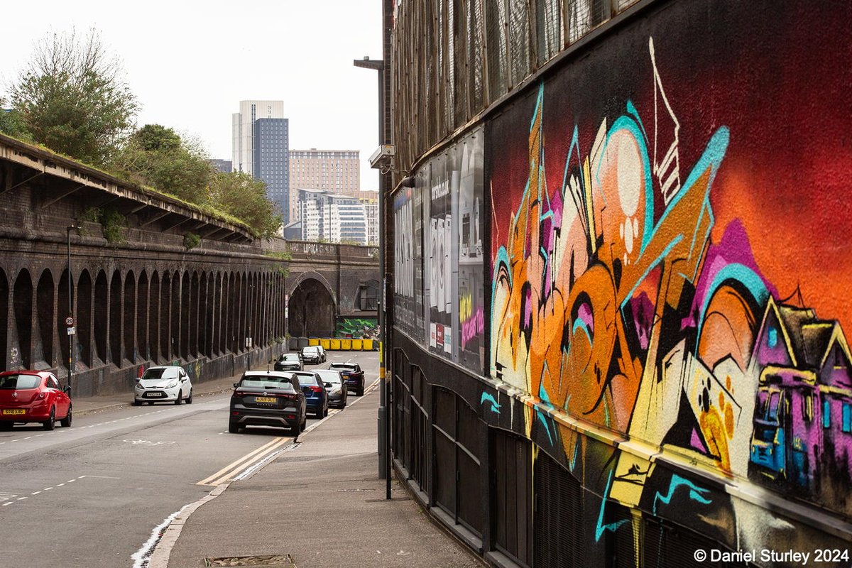 #Birmingham UK, looking along Upper Trinity Street in #Digbeth, the Exchange Square development at Masshouse in the distance 😎
#BirminghamWeAre #FullColourNoFear 
#Urban #StreetArt