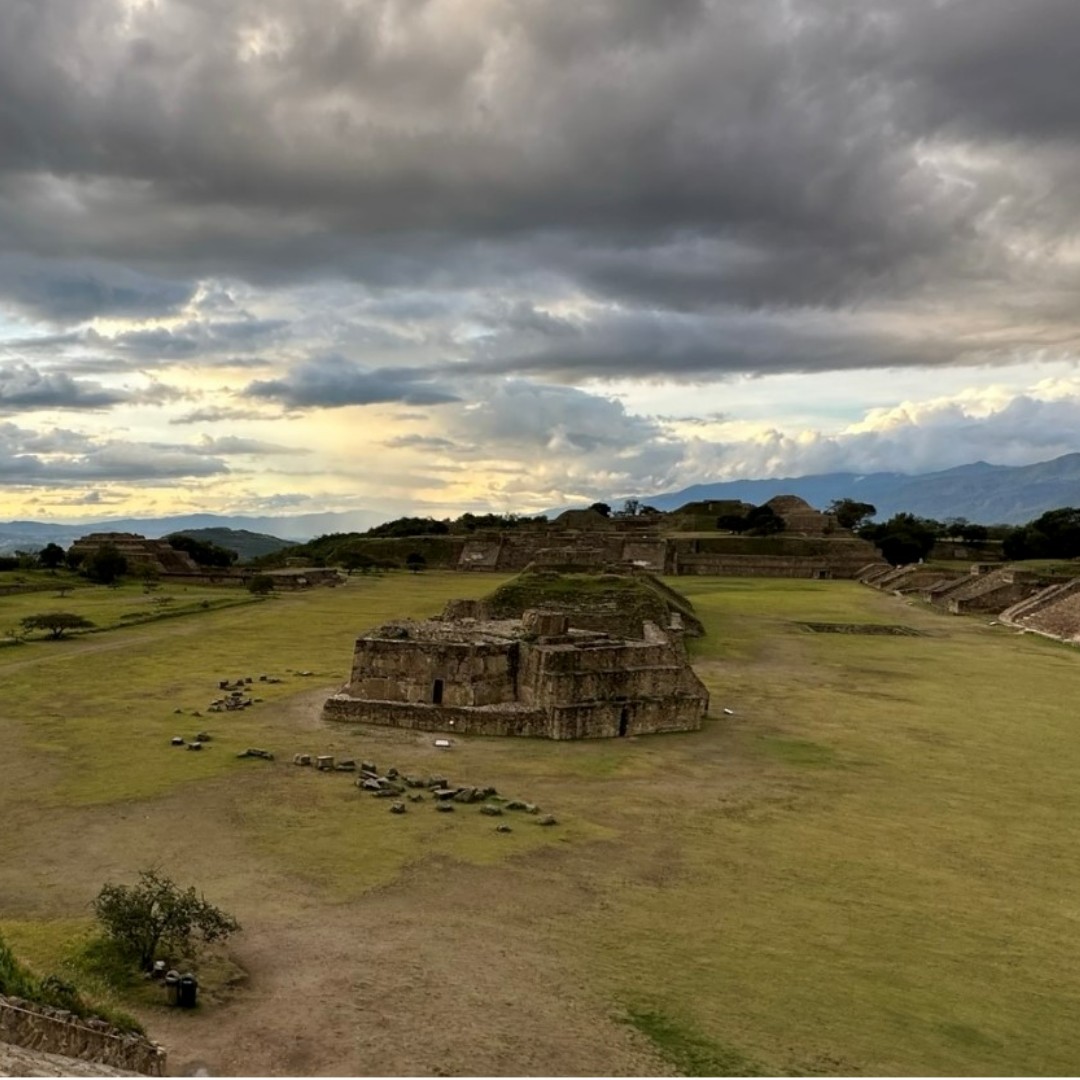 What makes a cultural landmark?

On Tuesday, April 30, join experts at The Met as they explore cultural heritage sites in Mexico and the unique relationship between communities, lived traditions, and natural landscapes.

Learn more: met.org/3vBdjQp