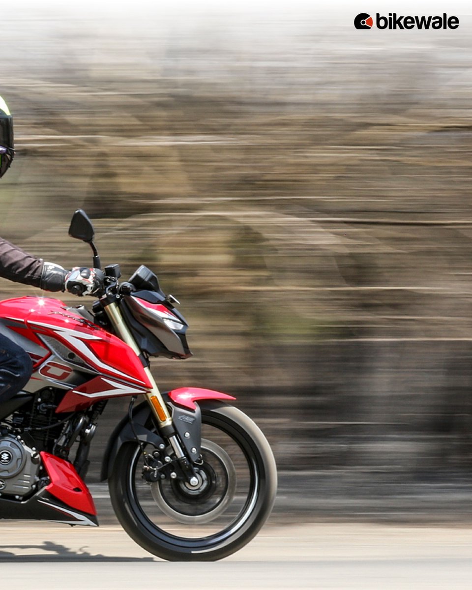 BikeWale's tweet photo. #Bajaj launched its most powerful #Pulsar offering, the #N250, with new updates a few days ago. The 2024 #PulsarN250 includes new pricing, more features, fresh cosmetics, and updated hardware. We rode it for a few hours and here are some images from our ride review!
#BWPhotos https://t.co/zaZl8hHD6w