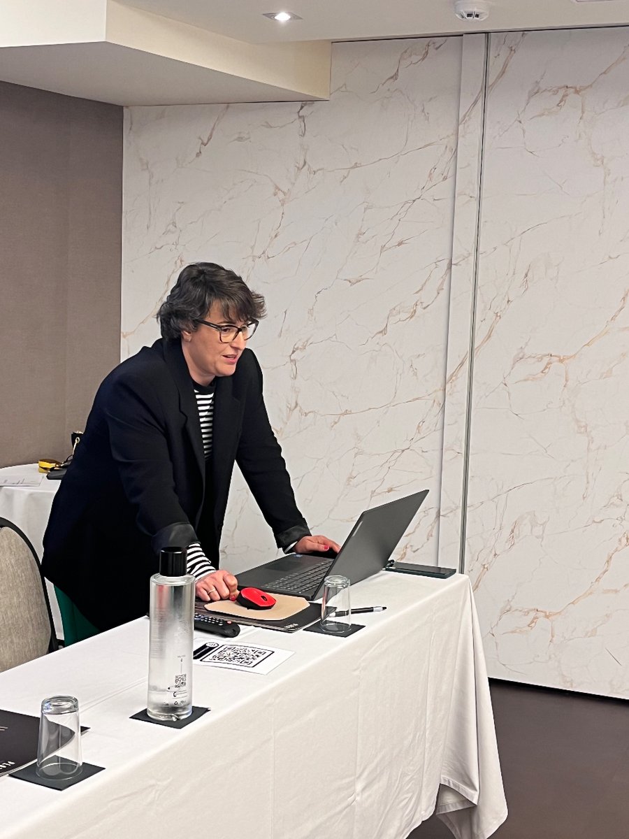 Con el objeto de dar un paso más en la certificación en Calidad y Sostenibilidad de A Coruña como destino MICE, esta mañana se organizó una sesión informativa en el <a href="/PLAZACORUNA/">HOTEL PLAZA</a>  dirigida a todas aquellas empresas asociadas a ACCB y con un número de REAT en vigor.