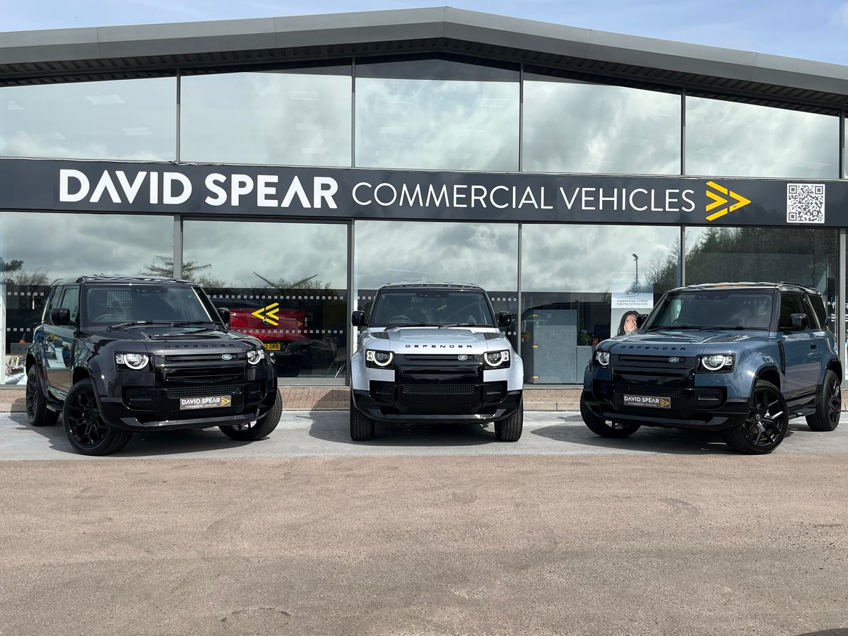 Explore the selection of Land Rover Defender 90 Black Editions at David Spear Commercial Vehicles! View our full range here 👉 buff.ly/3iEMluG Call our expert sales team now on 📞 01495 309098 or enquire at ✉️ sales@david-spear.com