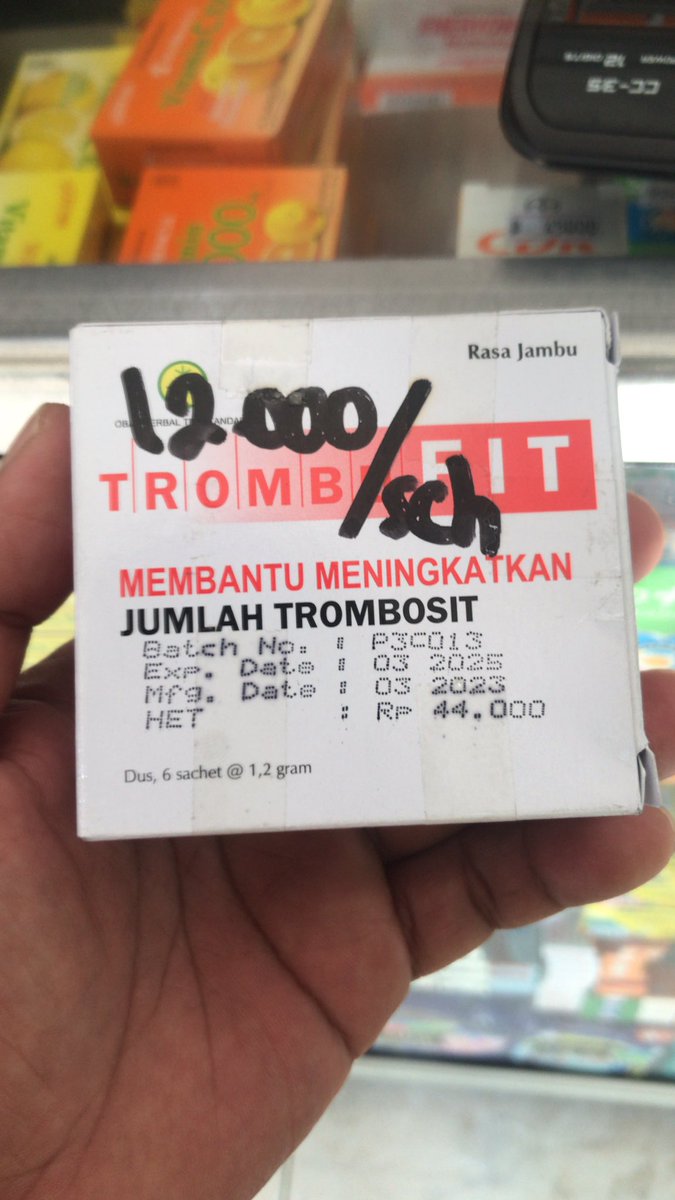 hamidnoer07's tweet photo. @tanyarlfes Kmaren ponakan aku kasih ini ndeer https://t.co/FCkR9bf83N