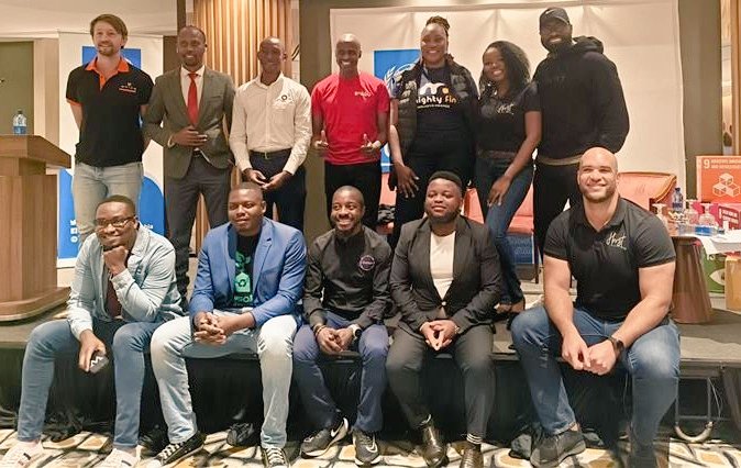 CurtoZambiano's tweet image. Excited to be a part of the top 10 Zambian startups chosen to #MeettheToshikas! 🚀🇯🇵🇿🇲 Standing on the shoulders of giants, these innovative ventures are poised to make waves in the tech world. Congratulations to all the selected teams! #Zambia  @_HrvstApp @UNDPZambia @BongoHive