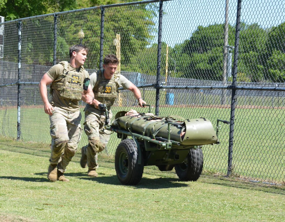 True grit in action! The #SkySoldiers 🪂 finished in 13th place in the Best Ranger Competition. #SkySoldiers #BestRangerCompetition 🌟#strongertogether 📸@MCoEFortMoore