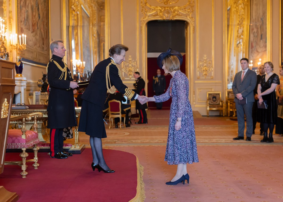Chief Executive of @stgemmashospice Kerry Jackson recently received an OBE from HRH Princess Anne at an investiture ceremony at Windsor Castle!

Read more at JLife: bit.ly/3TOdJLk 

#JLife #Magazine #Leeds #Jewishlife #JewishCommunity #stgemmashospice