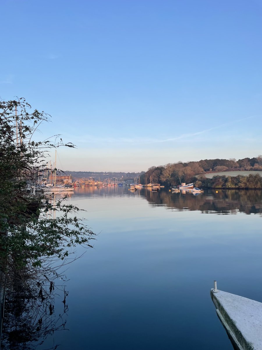 A beautiful Spring morning in #Falmouth. With such bright skies and calm water it's the perfect conditions for a paddle boarding session around the harbour or a boat trip across to #Flushing.