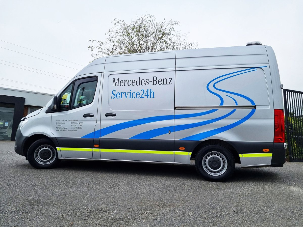 Service24h is the roadside support service from Mercedes-Benz. Our qualified Mercedes-Benz Technicians work to provide you with around-the-clock assistance throughout the UK and Europe! For more information, head to our website: midlandstruckvan.com @BallyveseyLtd #service24h