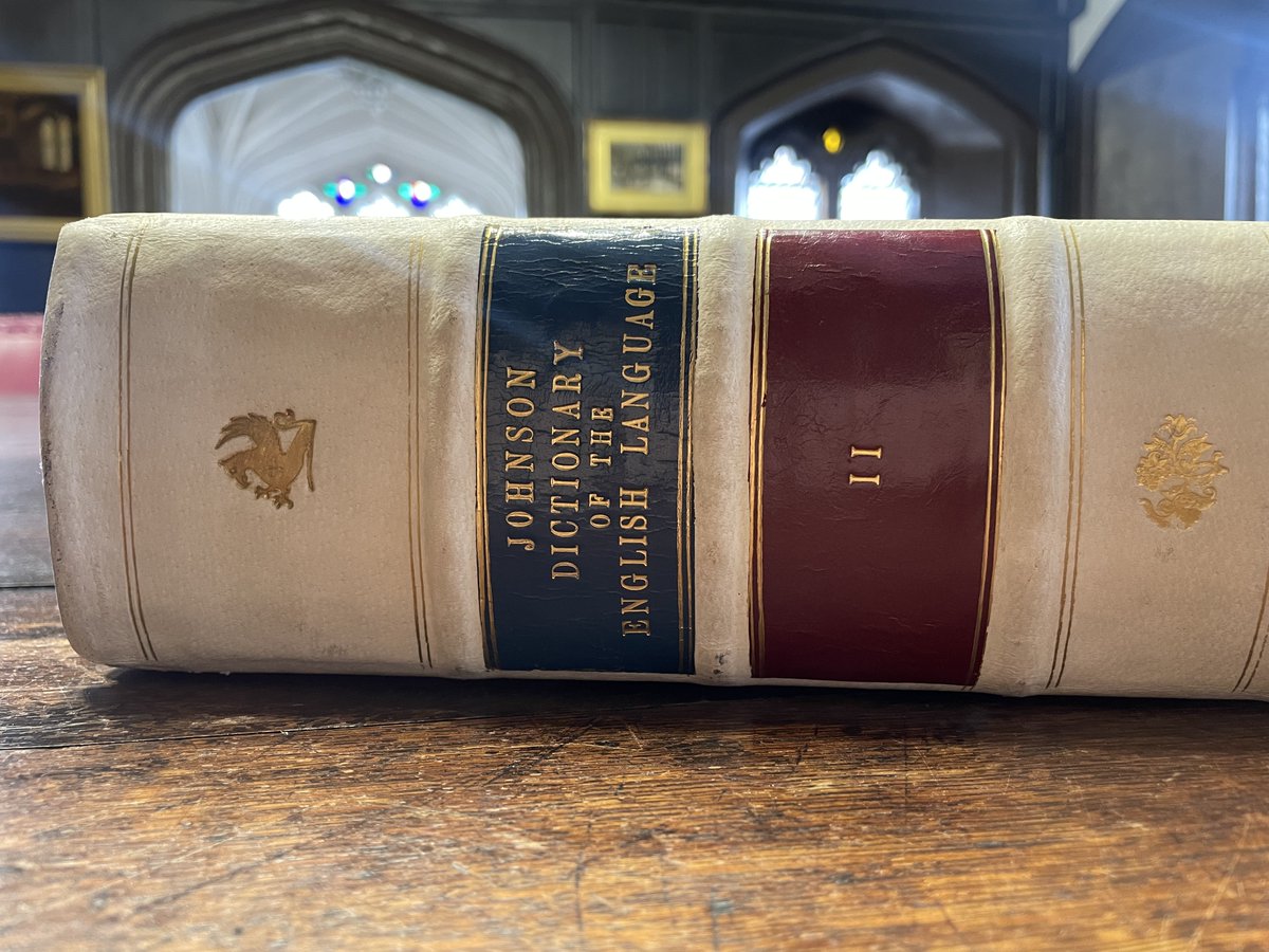 chethamslibrary's tweet photo. On this day in 1755, Samuel Johnson’s A Dictionary of the English Language was published. Prior to this, spelling was mostly done phonetically and there were lots of variations. It took Johnson and his assistants nearly 10 years to assemble and it changed the way we use English. https://t.co/otlNxLCuc5