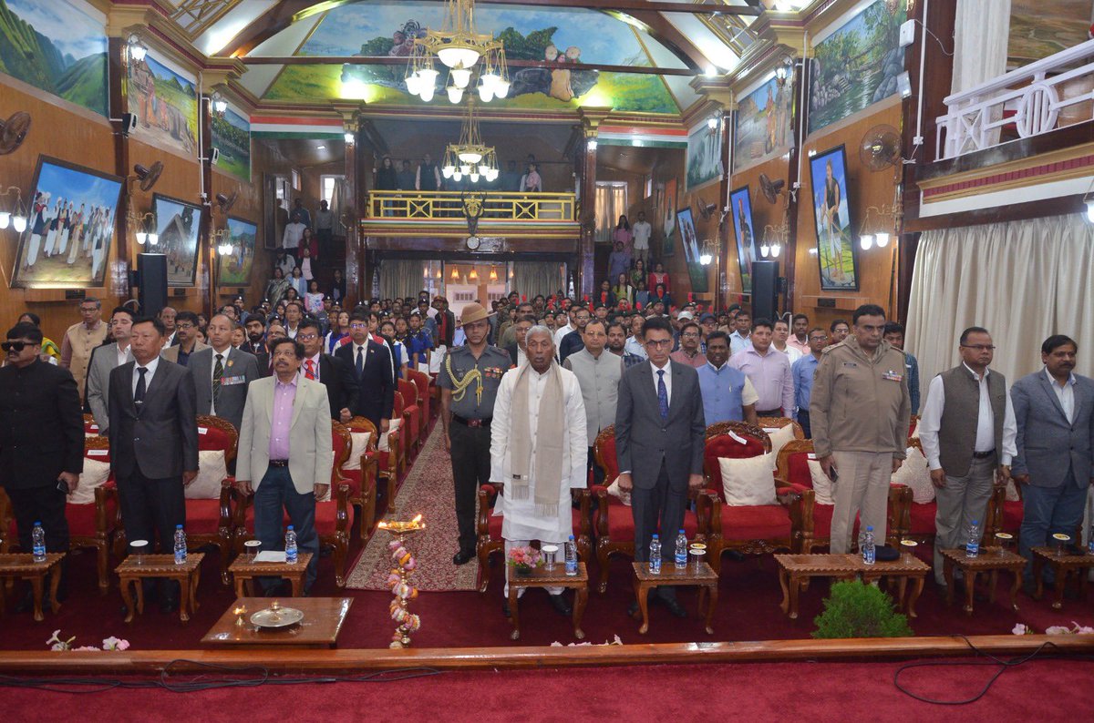 Bringing the spirit of #EkBharatShresthaBharat, Raj Bhavan #Shillong commemorated the foundation days of #HimachalPradesh and #Odisha today. Dept of Arts & Culture, and ICCR Shillong added grandeur to the celebration with a cultural showcase. @CMO_Odisha @CMOHimachal