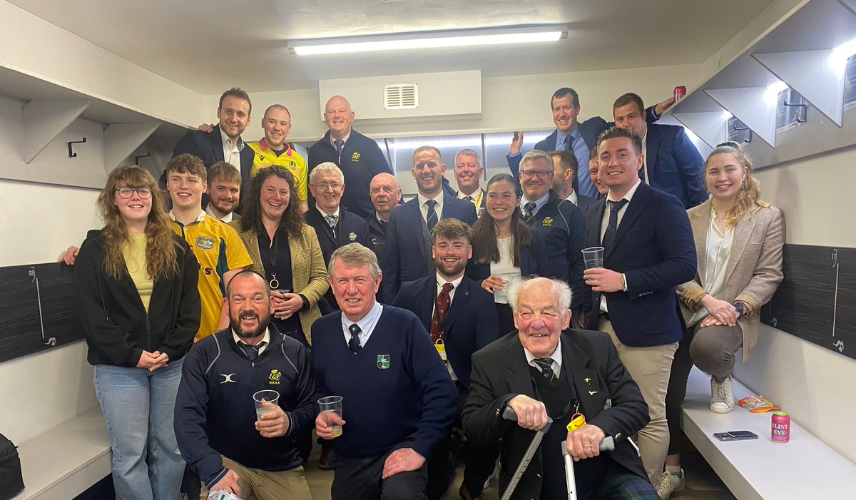 Well done and thanks to all our officials who contributed to @Melrose7s. A huge commitment throughout a long day in the rain, sun and wind. Here are a few of the team enjoying a well-deserved post-tournament refreshment.