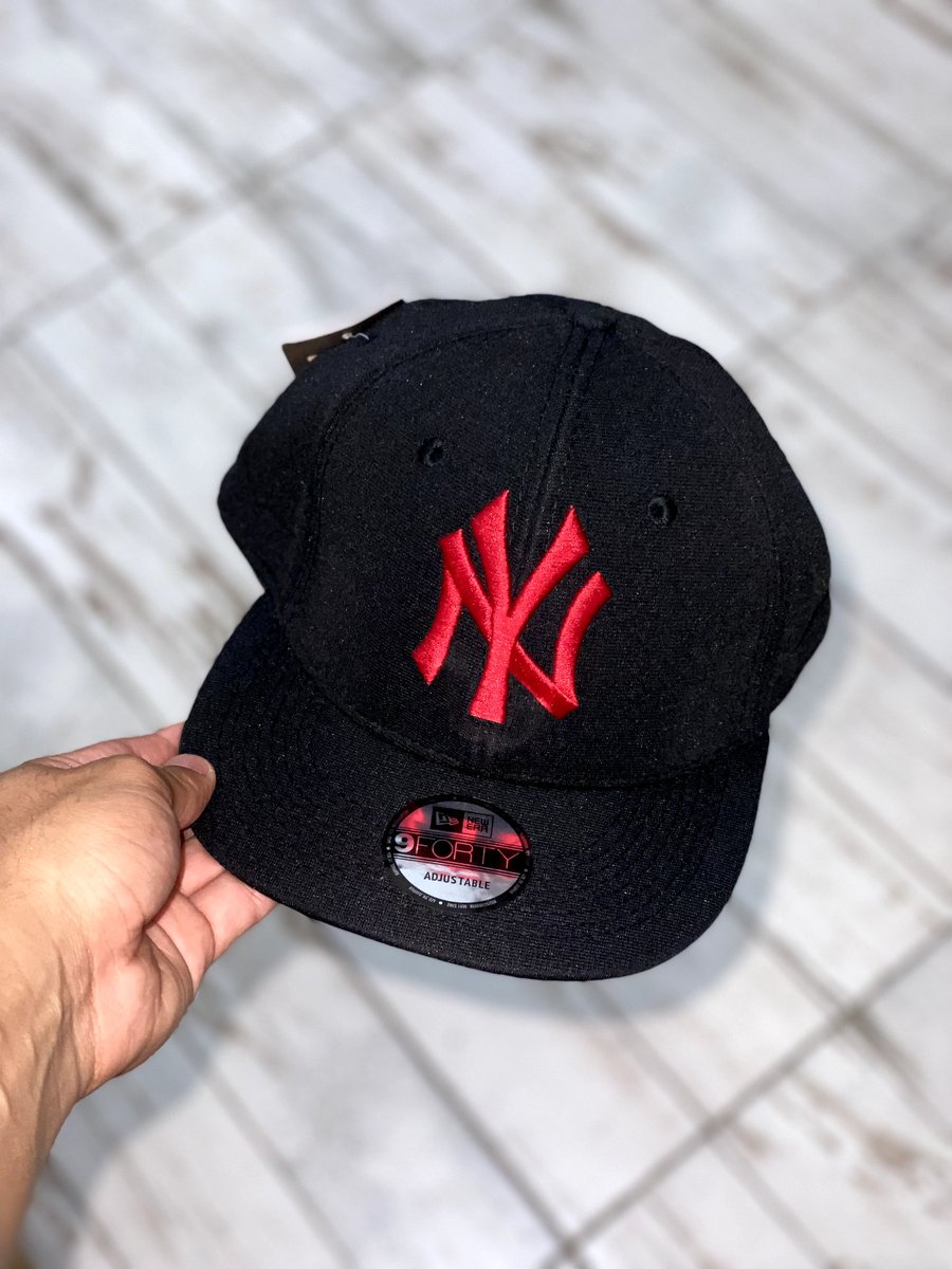 Gorras_import's tweet photo. Buen día gente les dejo estos nuevos modelos y quería pasar a decirle que apartir de ahora tenemos envíos a todo el país ✈️ https://t.co/GwQeBiuEUA