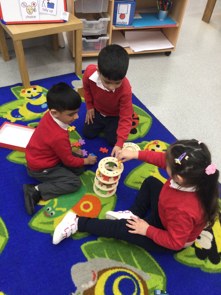 LeighPrimary's tweet image. Look at our fantastic teamwork!
The children played tumbling teddies so beautifully, taking turns and sharing the teddies.  

Well done children!
#socialandemotional #turntaking #TeamworkMakesTheDreamWork #SharingIsCaring #Friendship