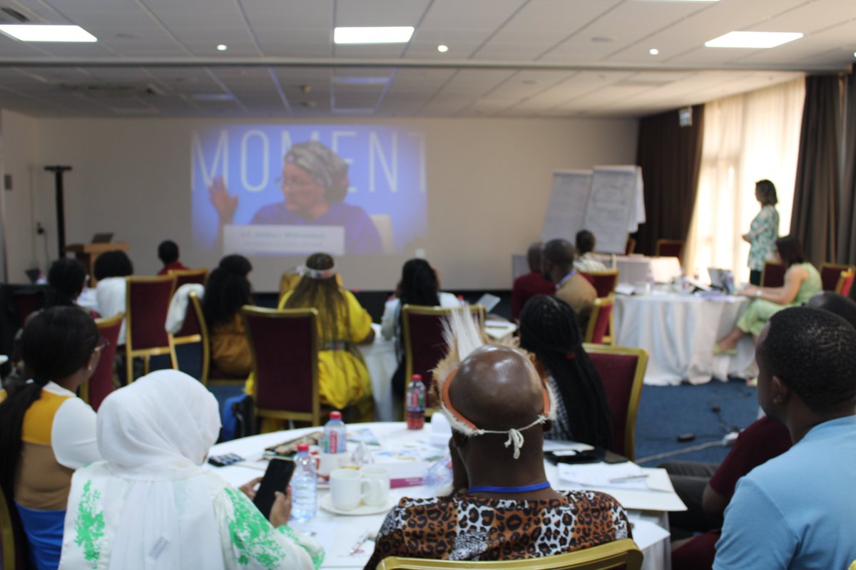 FAOGhana's tweet photo. 🔍🌾Participants from the Accra Food system leadership workshop now equipped to design collective visions, implement initiatives, and communicate evidence-based solutions.🎓#FoodSystemsLeadership #YouthEmpowerment #Sustainability #YLPfoodsystems #SystemsThinking🌍 https://t.co/DrNwoY4sXT