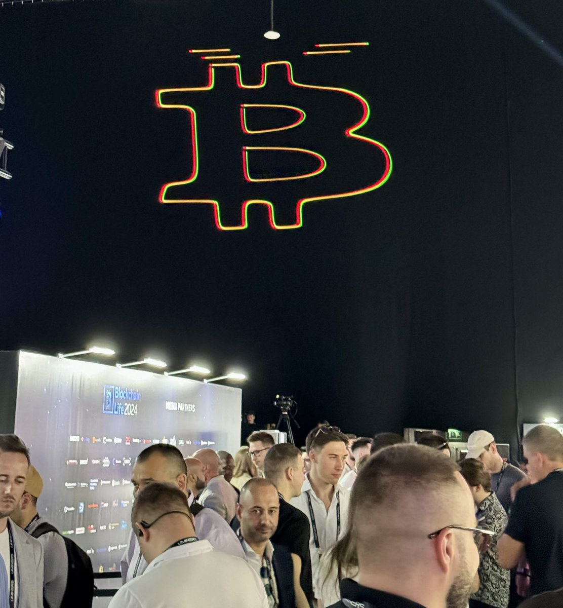 #Bitcoin and #Ethereum spot #ETF has been approved in Hong Kong. With #halving approaching in a few days crypto community seems to be more than ready for another bull run. It’s a good idea to be in #Dubai these days! #blochainlife #globalblockchainshow #token2049dubai