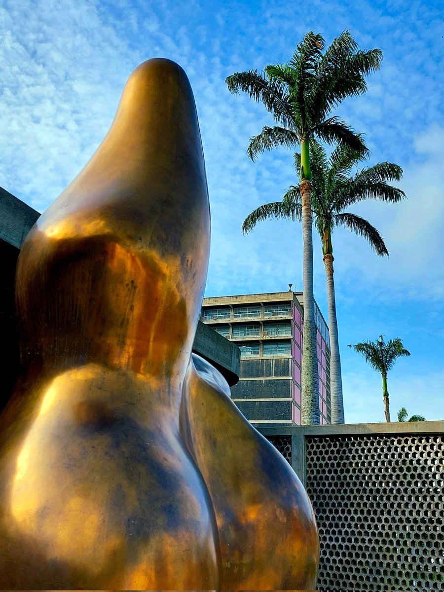 cebarriosn's tweet photo. Pastor de Nubes de Jean Arp.
.
.
.
#UCV #patrimoniodelahumanidad #pastordenubes https://t.co/jMQYDIlpn2