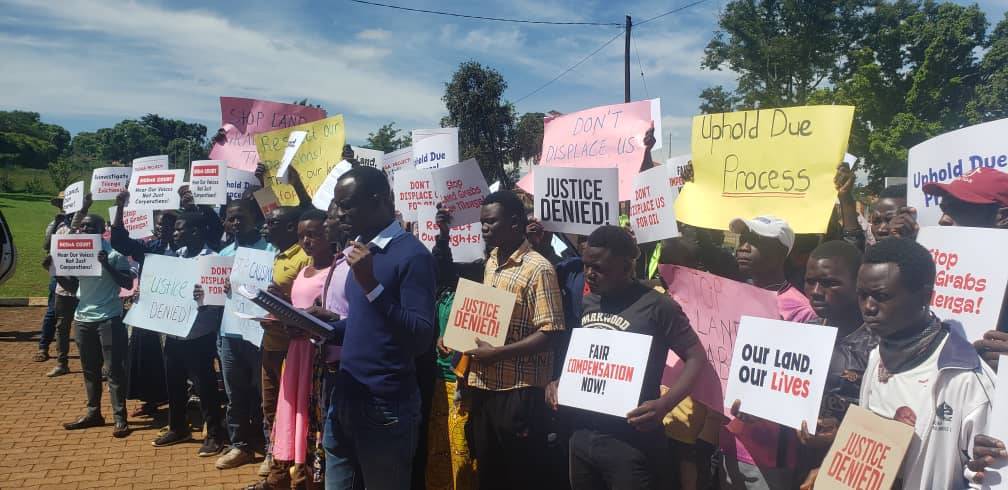 The decision to gather outside the High Court in Hoima was made because this court ruled that compensation for 42 households should be deposited with the court and the families evicted from their land. Camping outside the court reminds the courts to stand for justice! #StopEACOP!